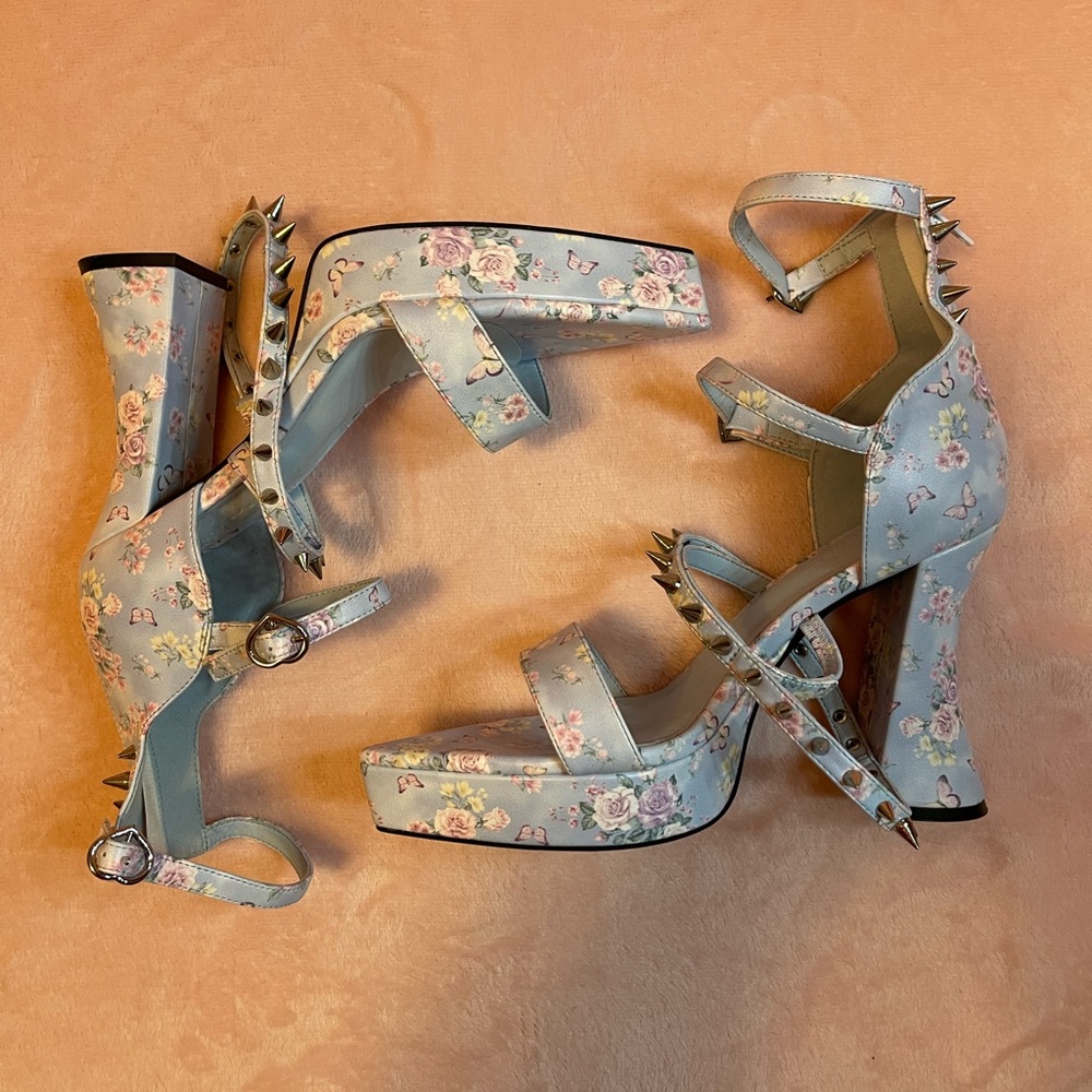 Size 8 Sugar Thrillz Love & War Studded Heels